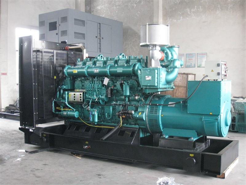 温州200KW 柴油发电机的油耗是多少?