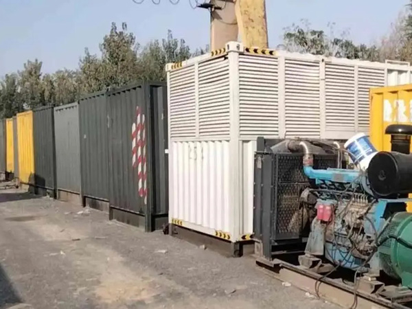 温州200KW柴油发电机机组每小时油耗是多少?